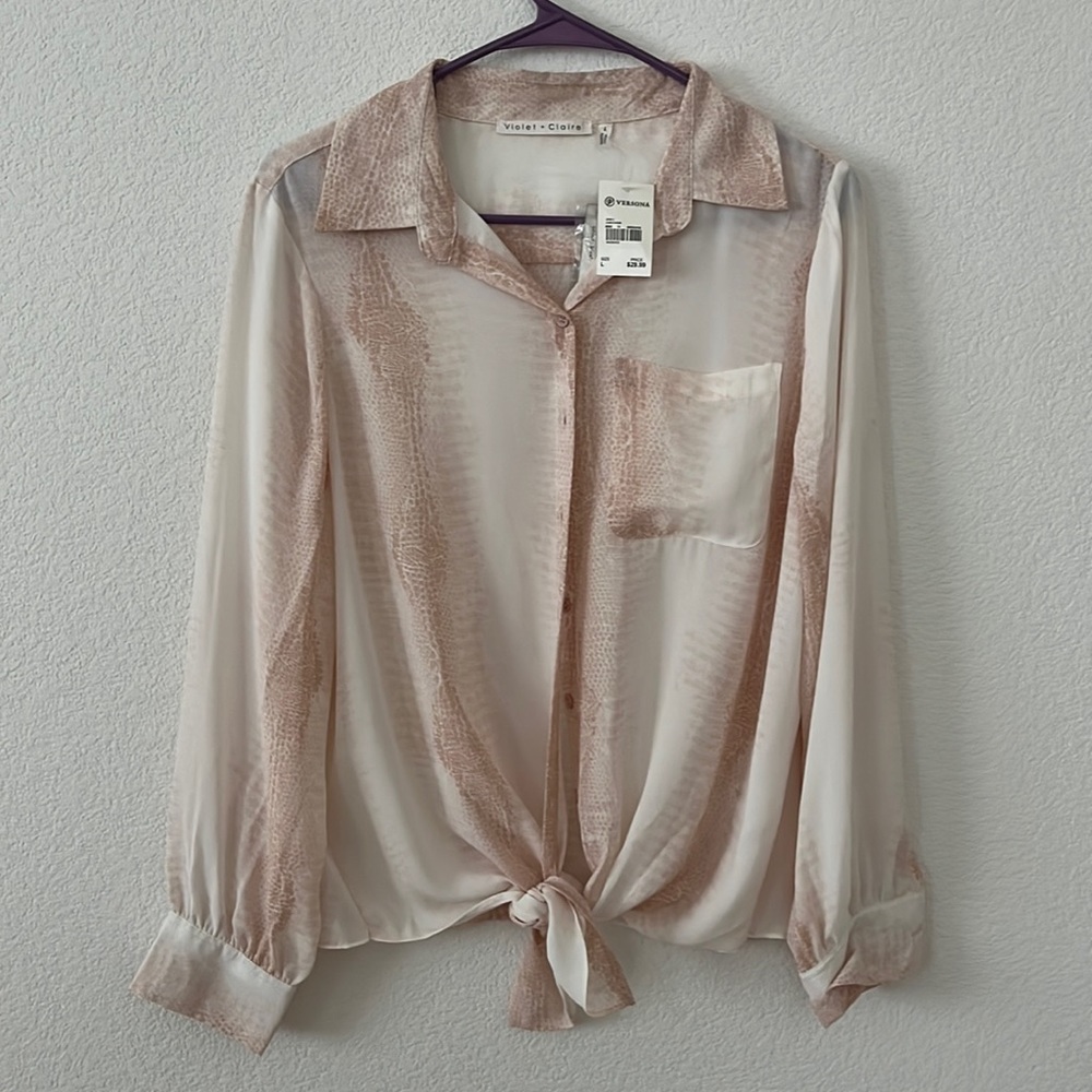 Violet+Claire Blouse